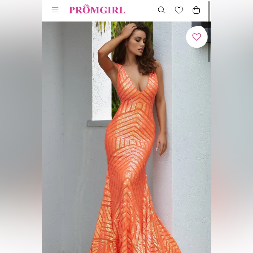 Jovani fuscia prom dress